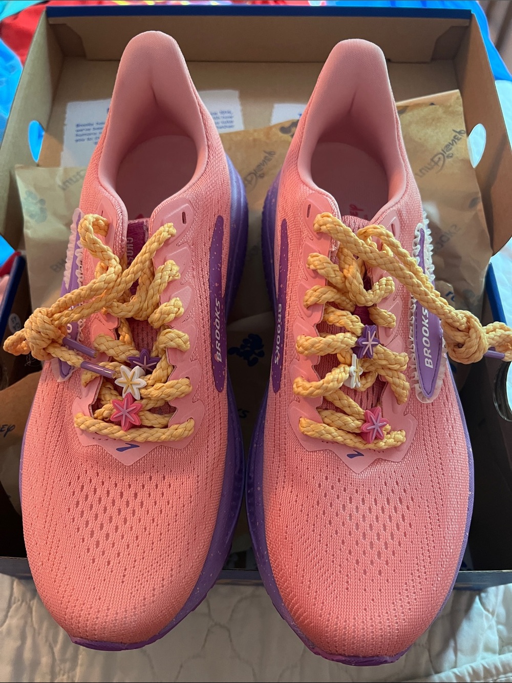 Brooks Ghost 17 runDisney Rapunzel Sneakers 💜 Pink Purple Princess Shoes NEW - Picture 4 of 6